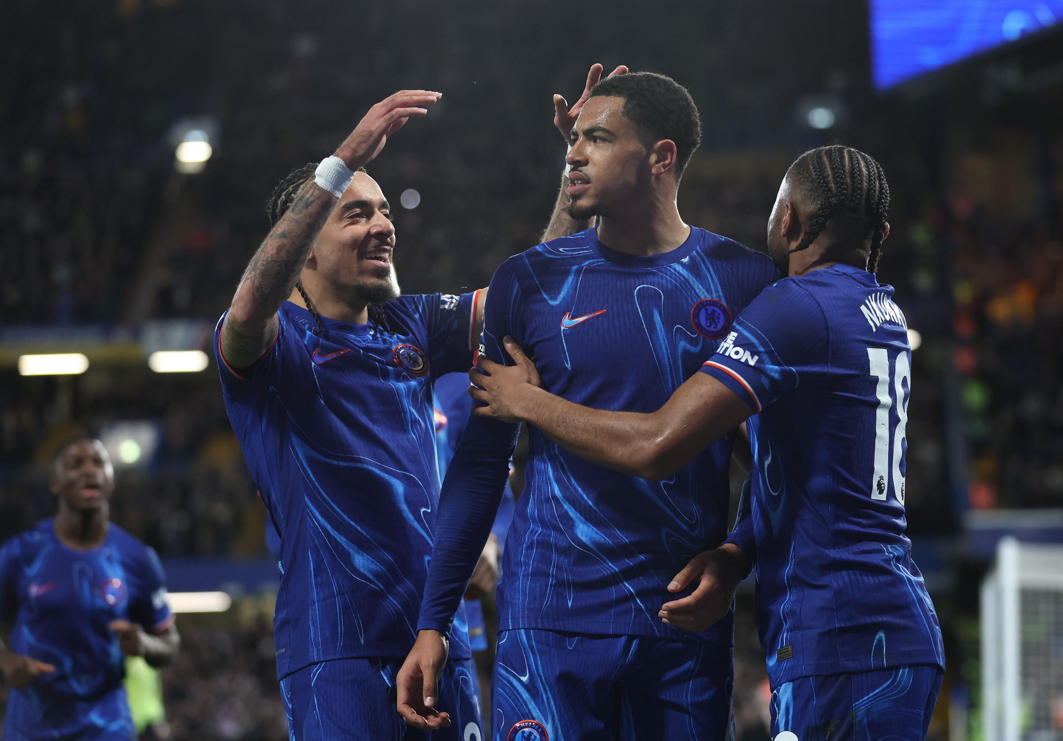 包含切尔西遭遇连败,主帅遭到质疑困扰的词条 包含切尔西遭遇连败,主帅遭到质疑困扰的词条