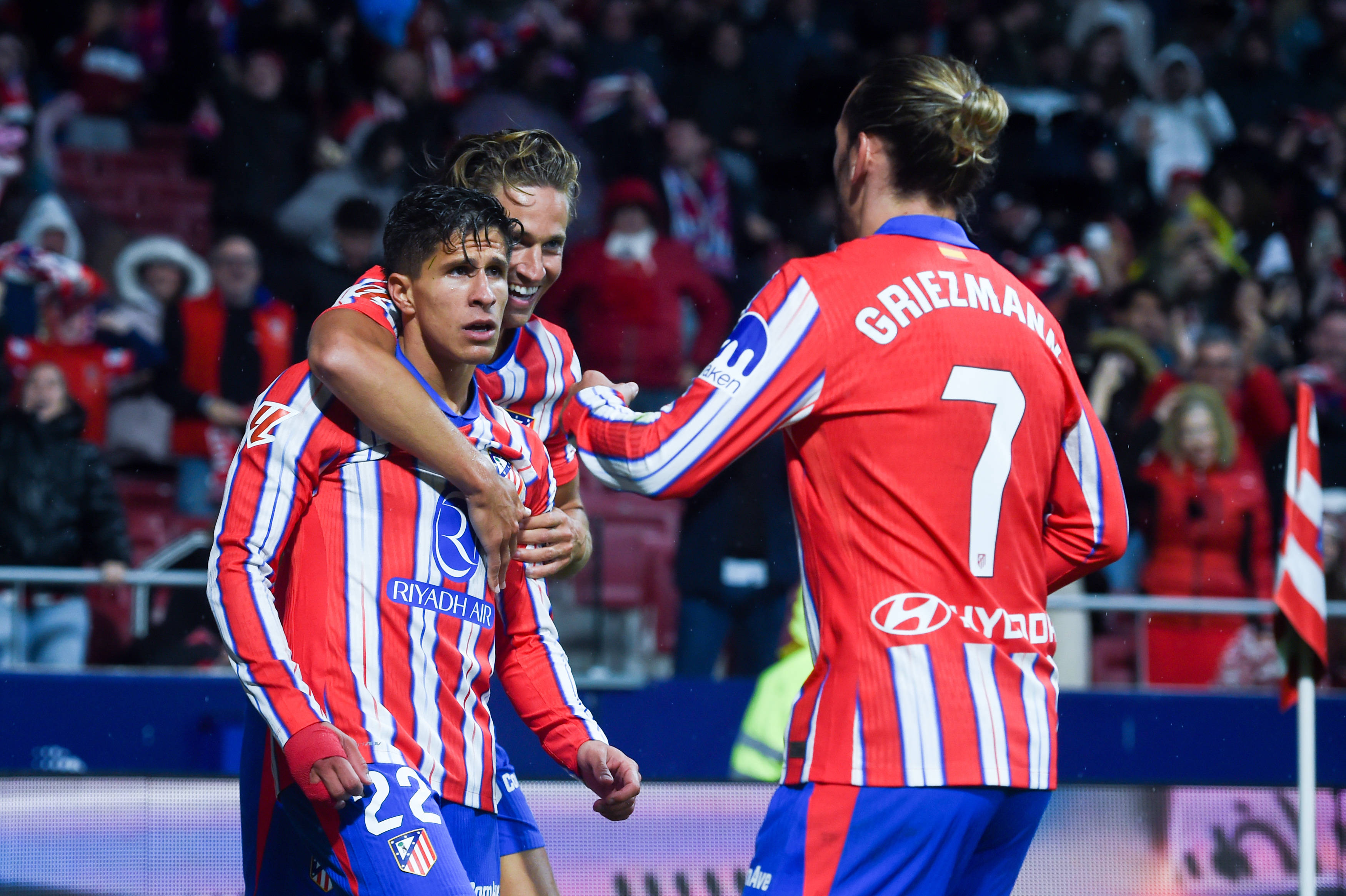 塞维利亚大破巴拉多利德,赫塔菲阻击皇马的简单介绍 塞维利亚大破巴拉多利德,赫塔菲阻击皇马的简单介绍