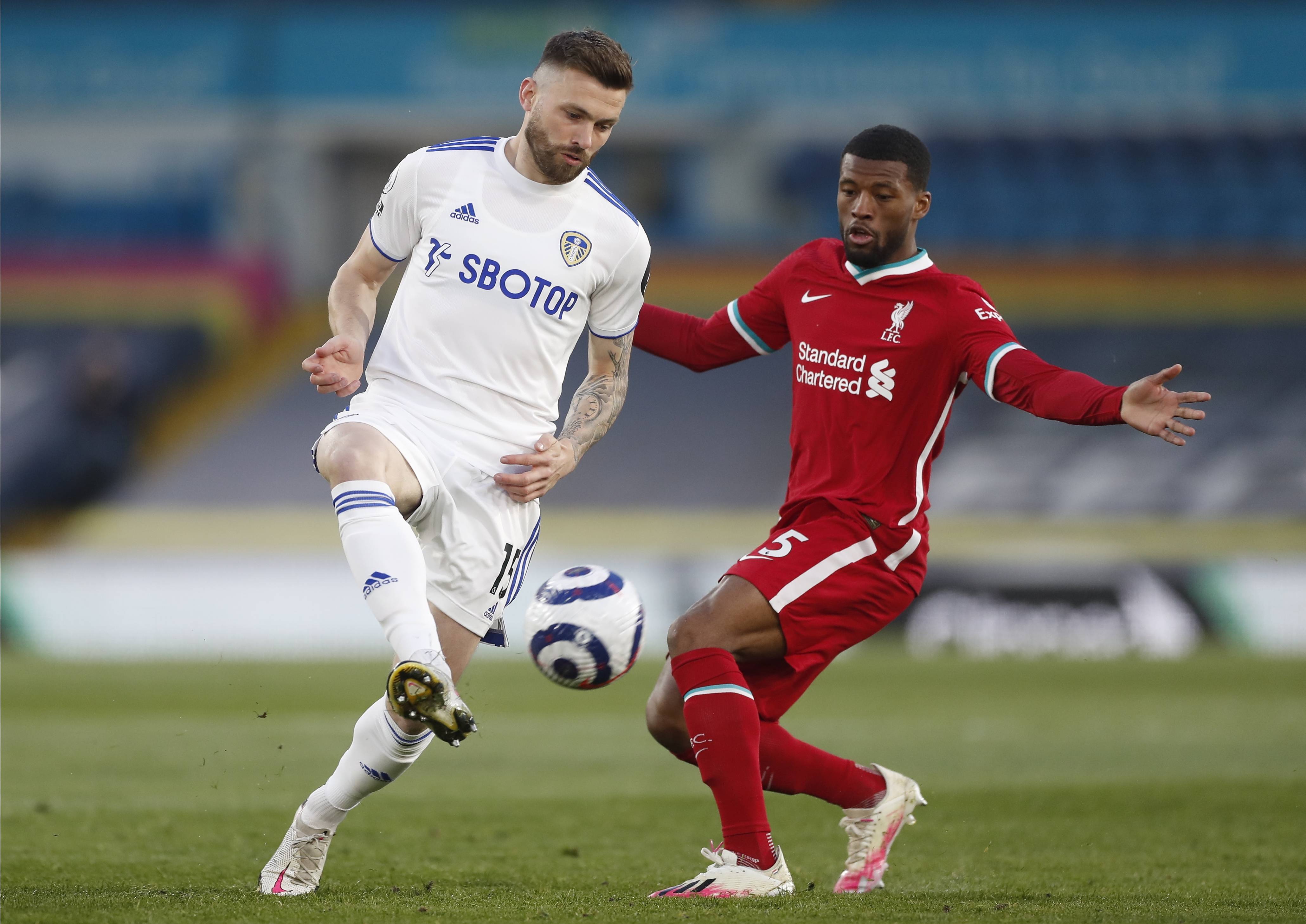 利兹联主场战平伯恩茅斯，保持不败