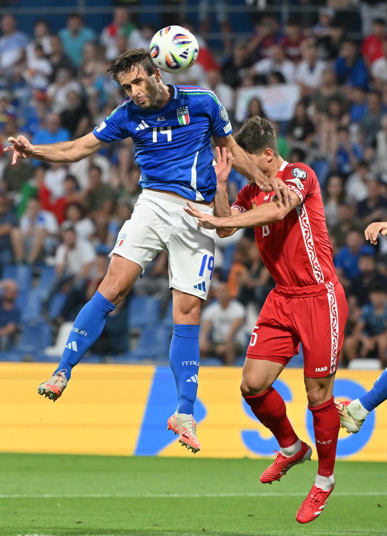 意甲球队老将宣布退役,球迷为其送别的简单介绍 意甲球队老将宣布退役,球迷为其送别的简单介绍