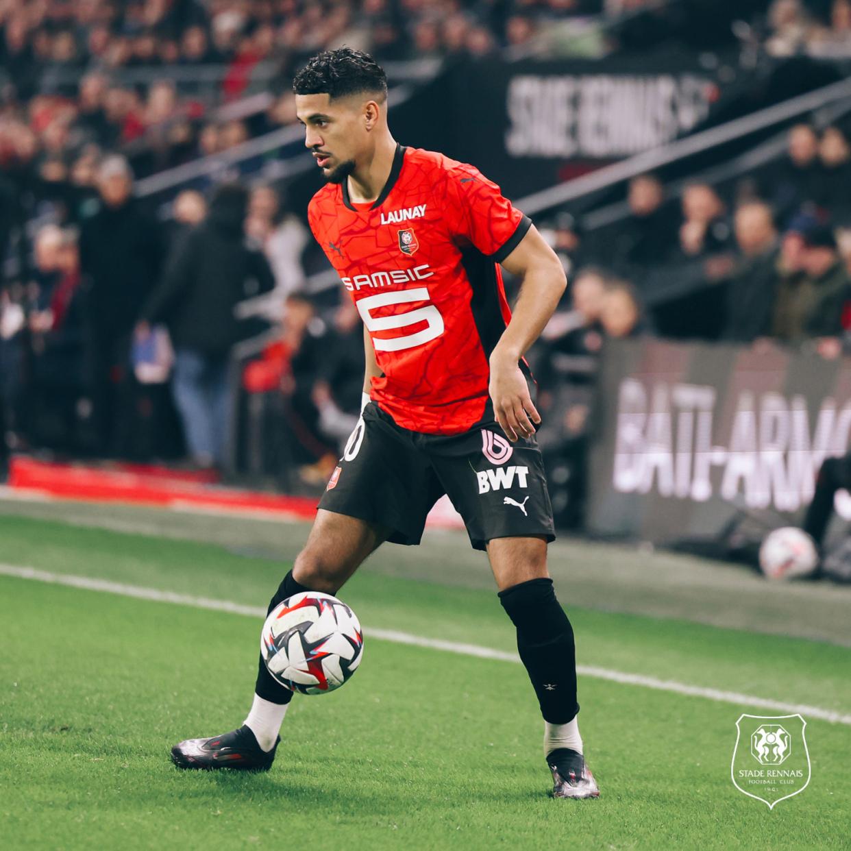 包含雷恩连败遭遇低迷,球迷质疑教练战术的词条 包含雷恩连败遭遇低迷,球迷质疑教练战术的词条