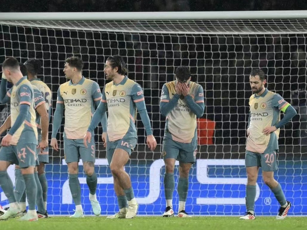 九游体育-包含曼城遭受连败，卫冕雄心受挫的词条